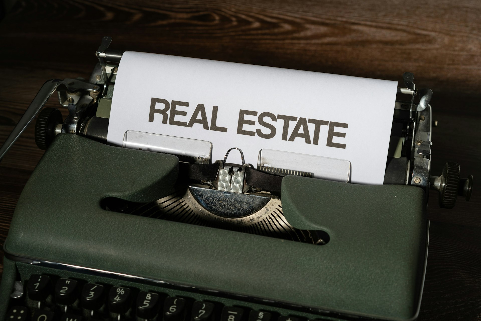 Understanding Real Estate Law: Your Guide to Property Rights, Transactions, and Legal Protections