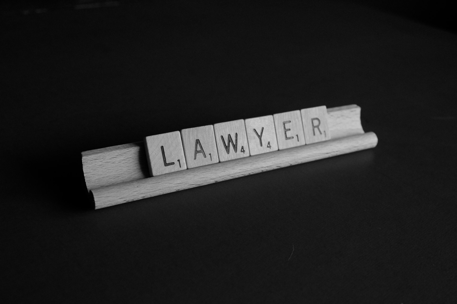 Essential Education and Training Steps to Become a Lawyer in the U.S.