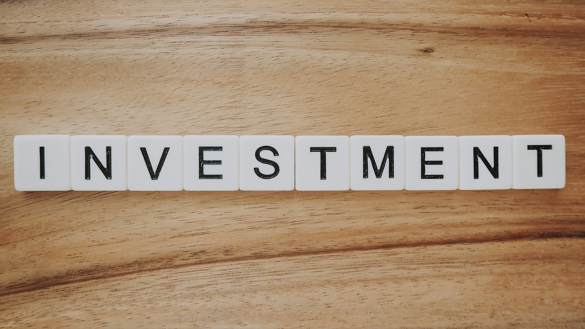 Global Macro Investing Strategies: A Practical Guide to Top-Down Market Analysis