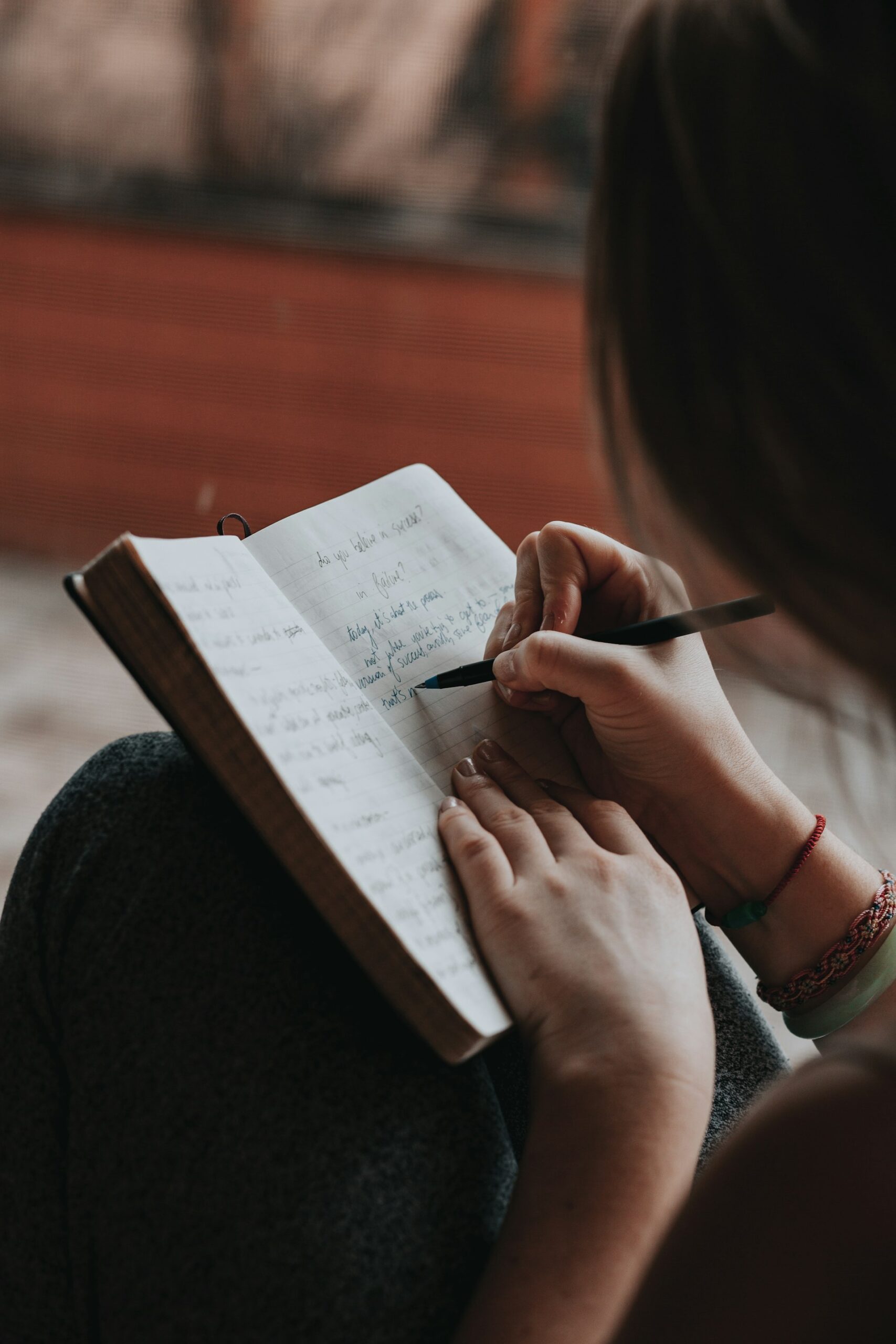 Nurturing Inner Clarity: Practical Daily Practices for Meaningful Self-Reflection and Journaling