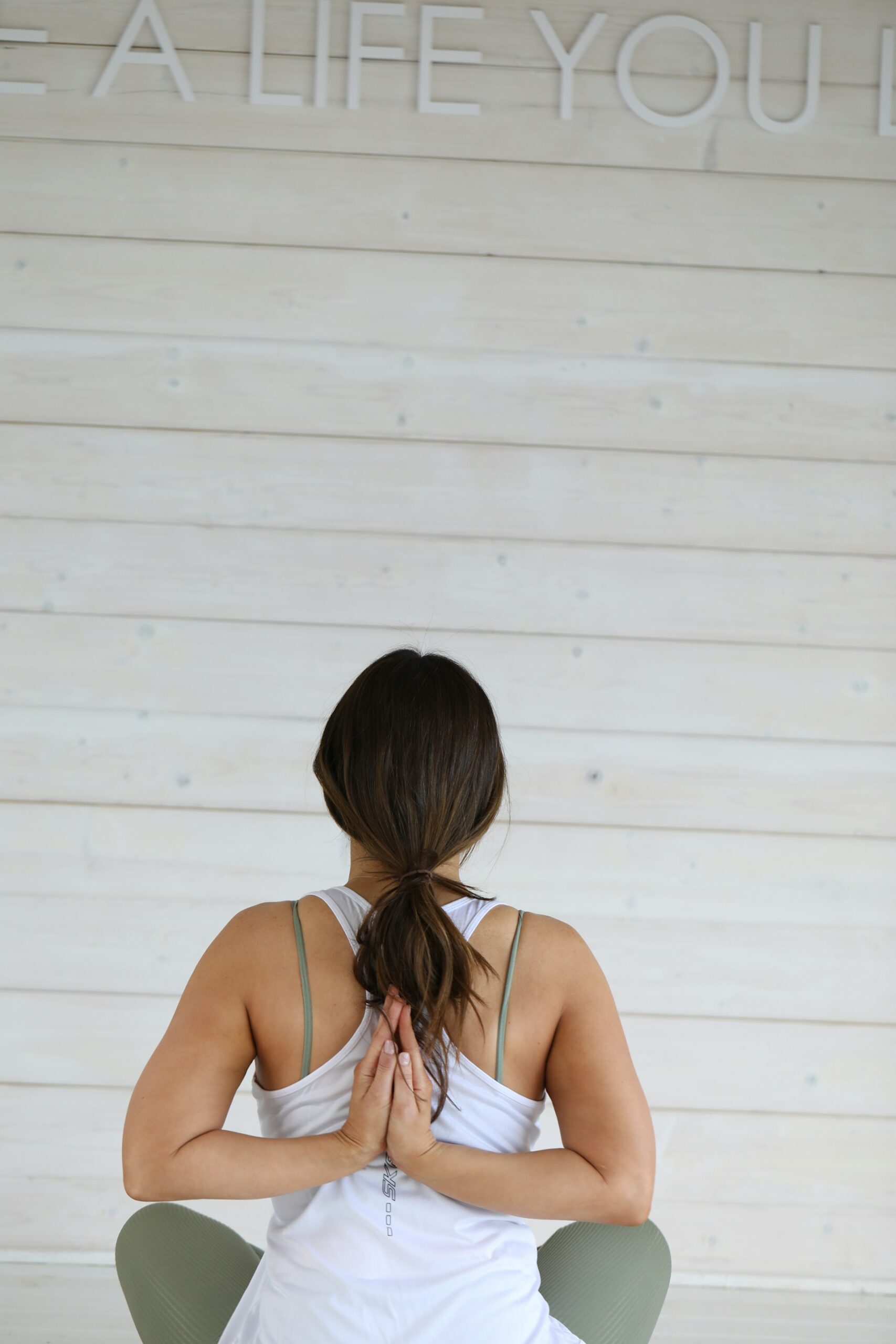 Cultivating Calm: Simple, Intentional Practices for a Minimalist Wellness Routine