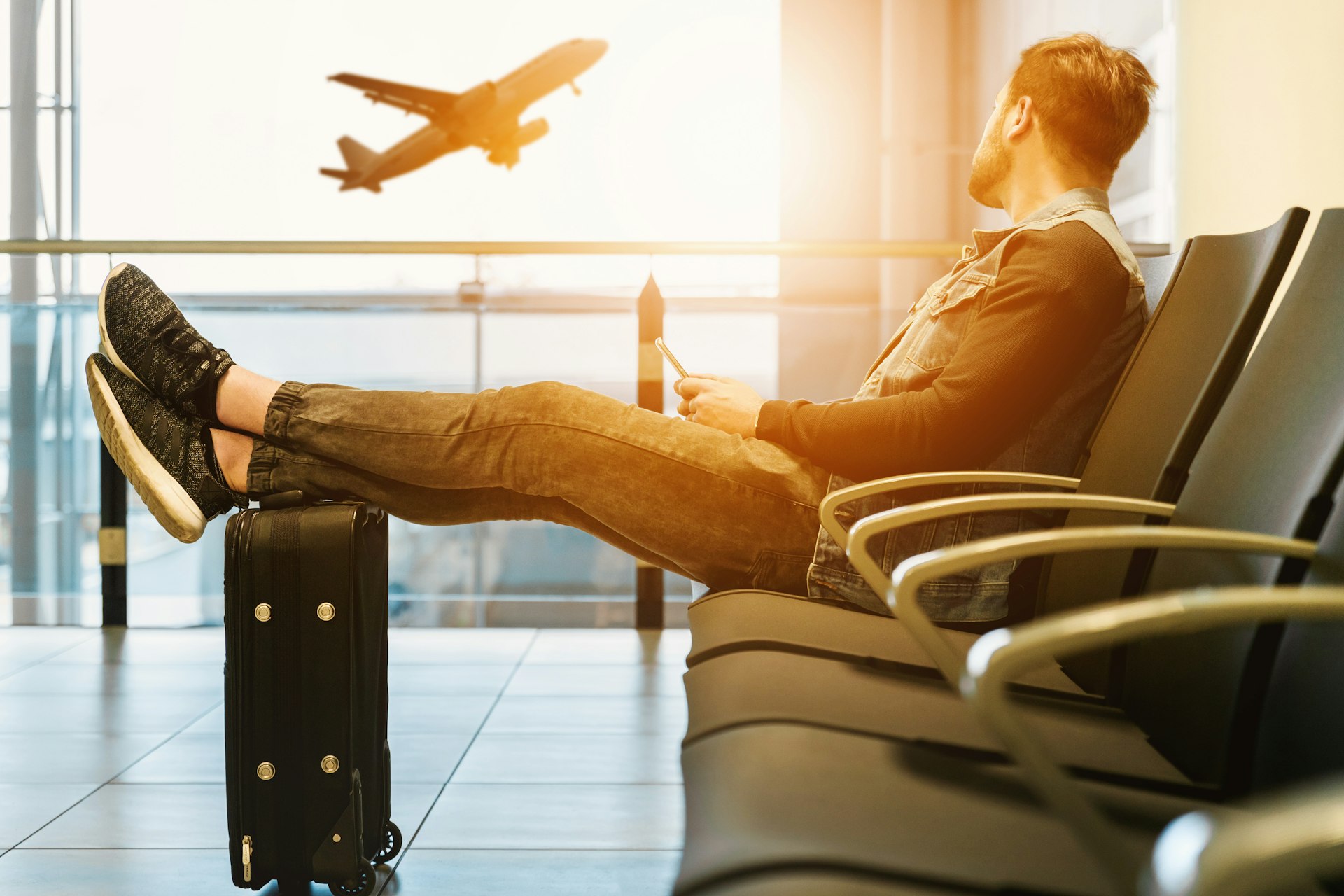 Sustaining Wellness: Practical Healthy Routines for the Frequent Business Traveler