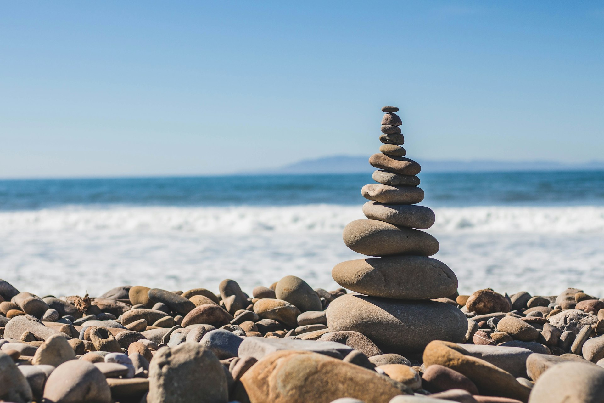 Cultivating Ambition Without Sacrificing Your Well-Being: Practical Balanced Lifestyle Strategies